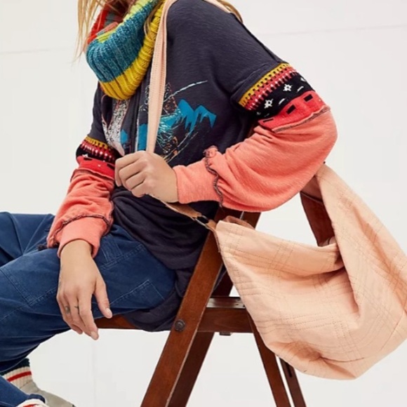 Free People Handbags - NWOT FREE PEOPLE PALE PINK ANKARA STITCH QUILTED TOTE BAG W/LEATHER ACCENTS